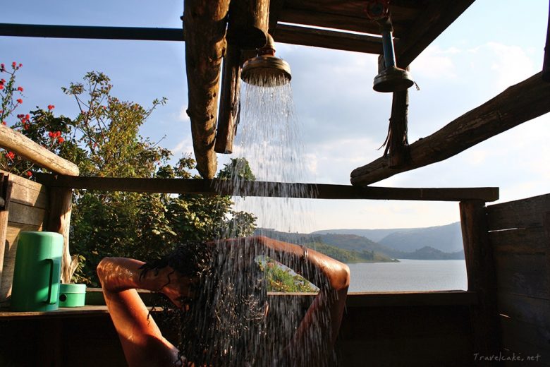 eco-shower, Lake Bunyonyi Uganda