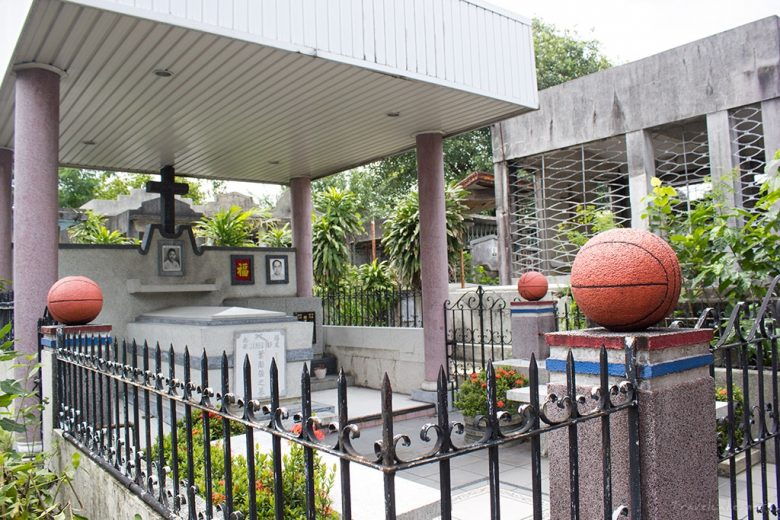 chinese graves, manila