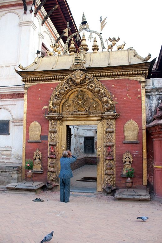 morning prayers, Nepal