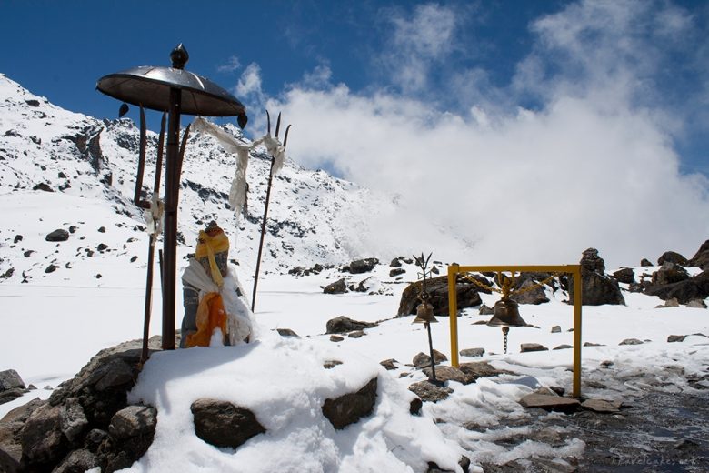 PRAYER SNOW, Nepal, Gosaikunda