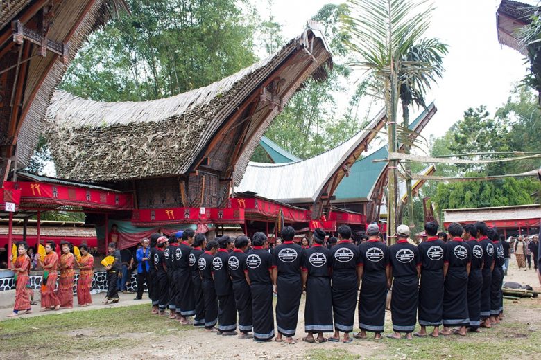 Torajan funeral 