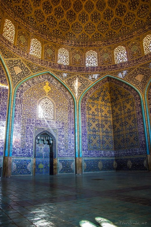 Sheikh Lotfollah Mosque, Isfahan, Iran architecture