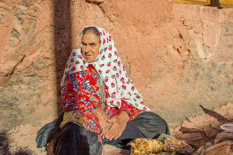 We only found local elderly people in this village. All dressed in a particular style, different to what we saw throughout the rest of the country 