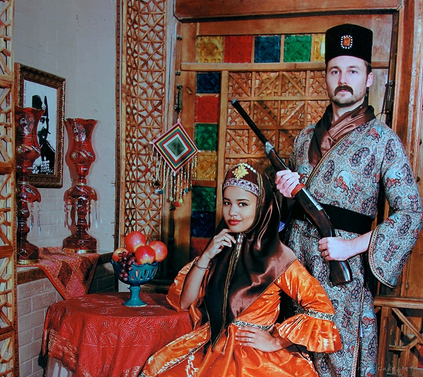 What to Wear in Iran